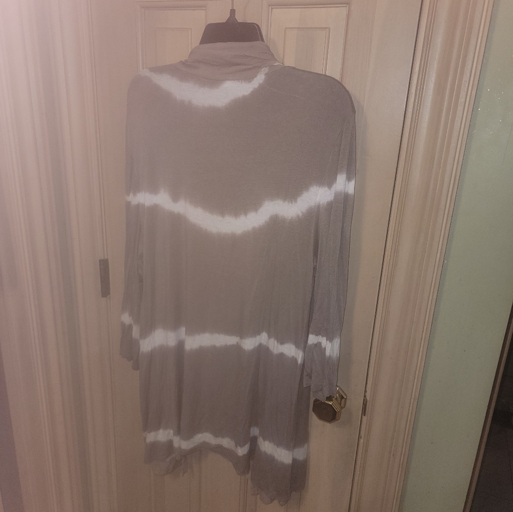 Womens plus Sz 1X Must Have Tye Dye Cardigan Sweater Boho - Picture 4 of 4